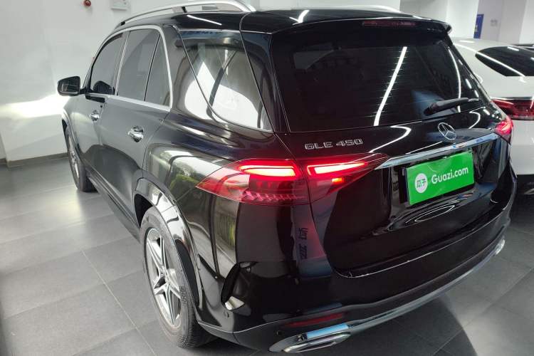 Used Mercedes-Benz GLE 2024 GLE 450 4MATIC Stylish Model Rear Left 45 Deg