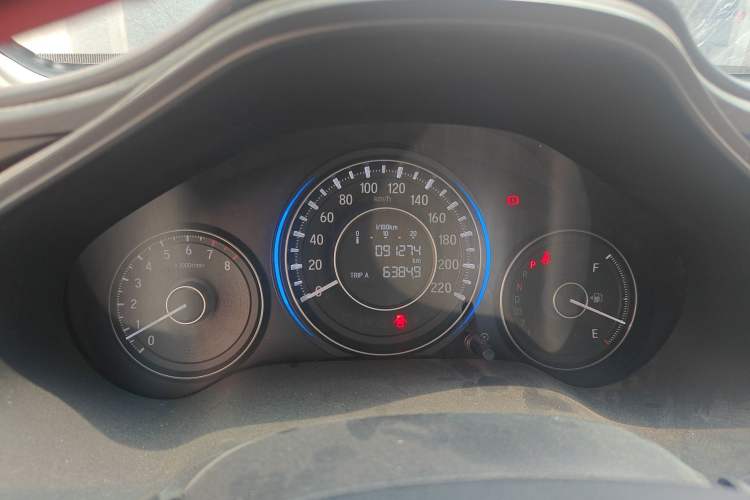 Used Honda Crider 2015 1.8L automatic comfort version Odometer Close Up