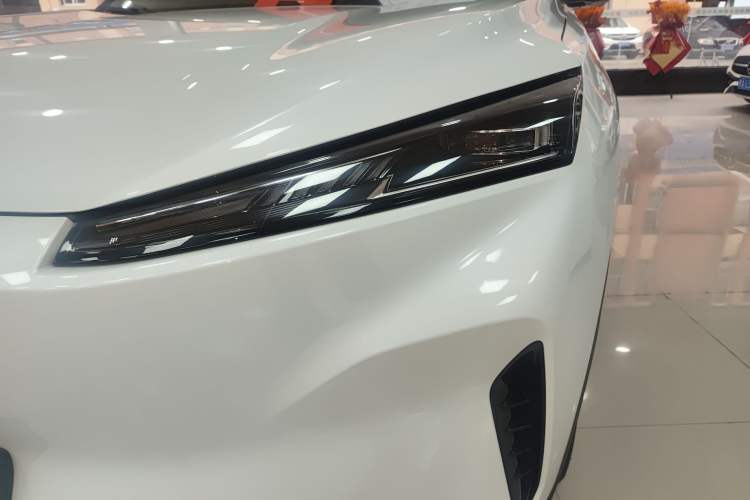 Used HEDMOS 06 2025 Model 520km