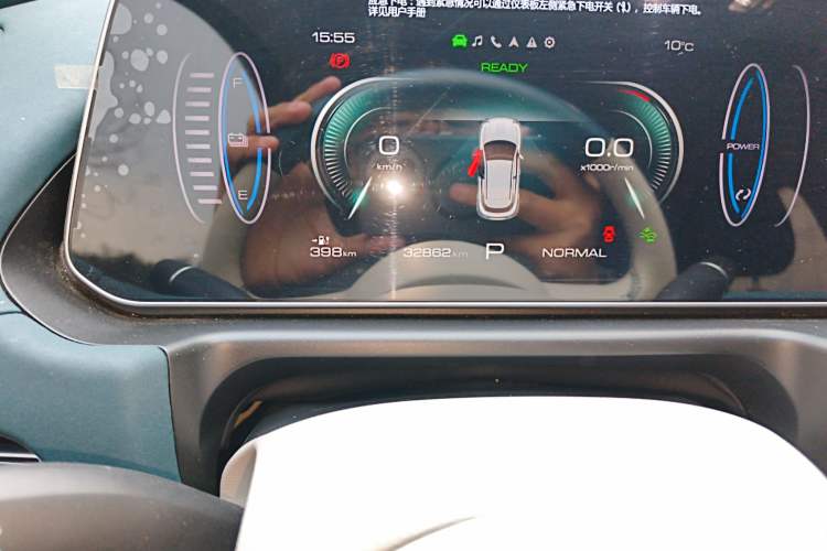 Used ORA Good Cat 2023 401 km Standard Range Premium Version Lithium Iron Phosphate
