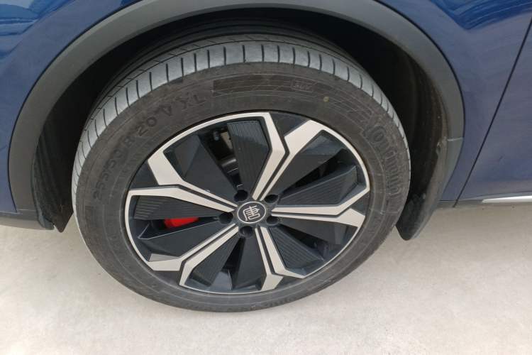 Used BYD Tang New Energy 2022 EV 730KM Luxury Model
