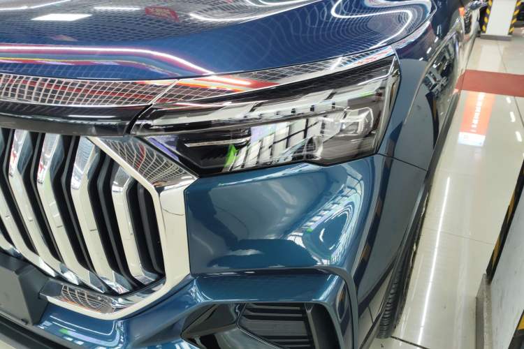 Used Geely Auto Haoyue L 2024 2.0T DCT Flagship Version Left Front Headlight