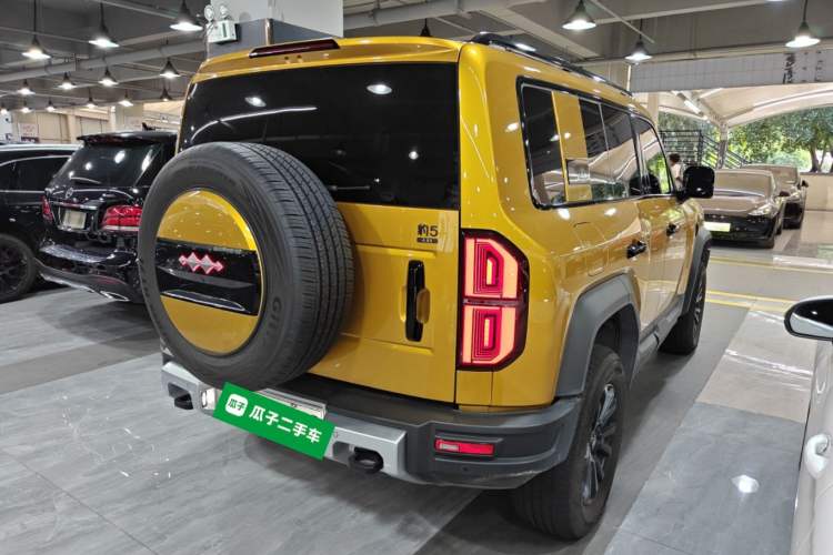 Used Formula Leopard Leopard 5 2023 Navigator Edition