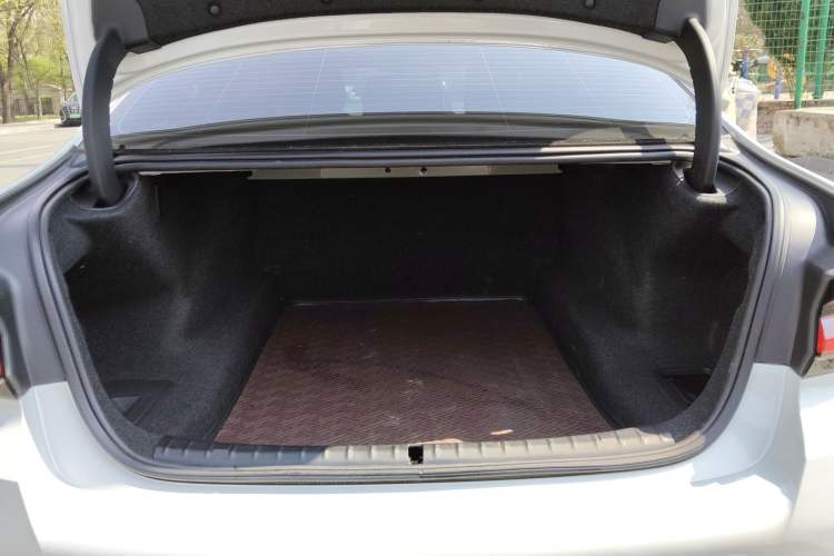 Used BMW 5 Series 2022 Restyled 525Li M Sport Package Trunk