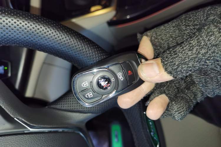 Used Buick GL8 2023 ES Lu Zun Comfort Model
