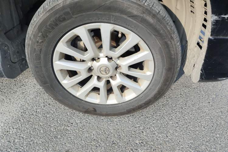 Used Toyota Prado 2019 2.7L VX External Mount – Middle East