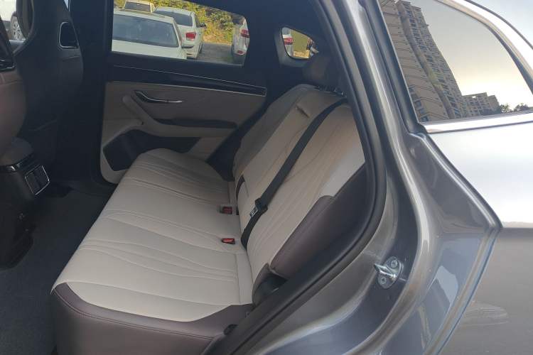 Used BYD Song PLUS New Energy 2024 Honor Edition EV 520km Premium Model
