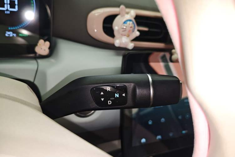 Used Leapmotor T03 2023 403 Lite Edition Gear Lever