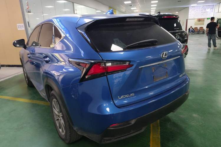 Used Lexus NX 2015 300h Front-Drive Fēngshàng Edition