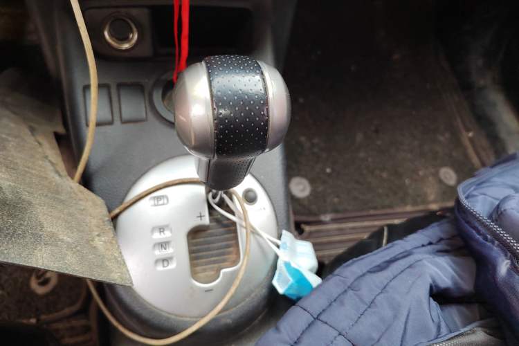 Used Dongfeng Fengdu MX6 2016 2.0L CVT Two-Wheel Drive Excellence Edition