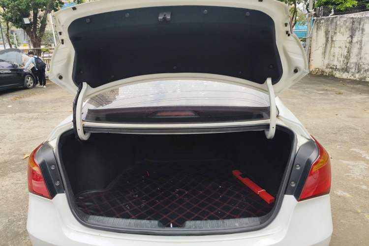 Used Hyundai Mistra 2014 1.8L Automatic Smart GLS