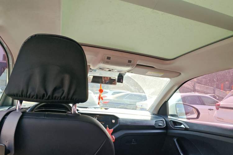 Used Volkswagen Tacqua 2020 1.5L Automatic Yue