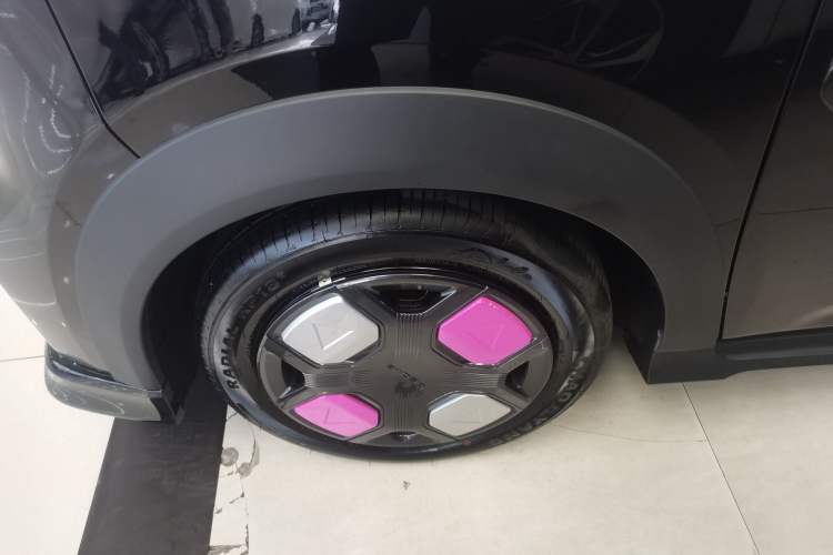 Used Geely Galaxy Panda 2025 210km Panda Kart Left Front Wheel Hub