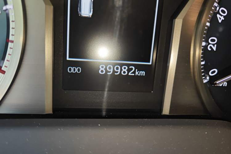 Used Toyota Prado 2018 3.5L Automatic TX-L Odometer Close Up