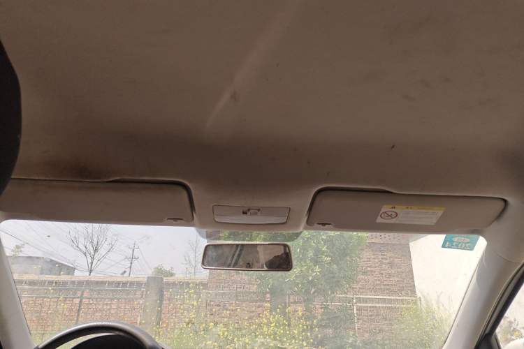 Used Volkswagen Santana 2015 1.6L Manual Fashion Edition Headliner