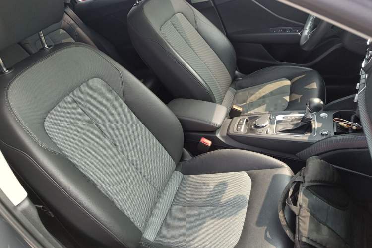 Used Audi Q2L 2020 35 TFSI Fashionable and Elegant Model
