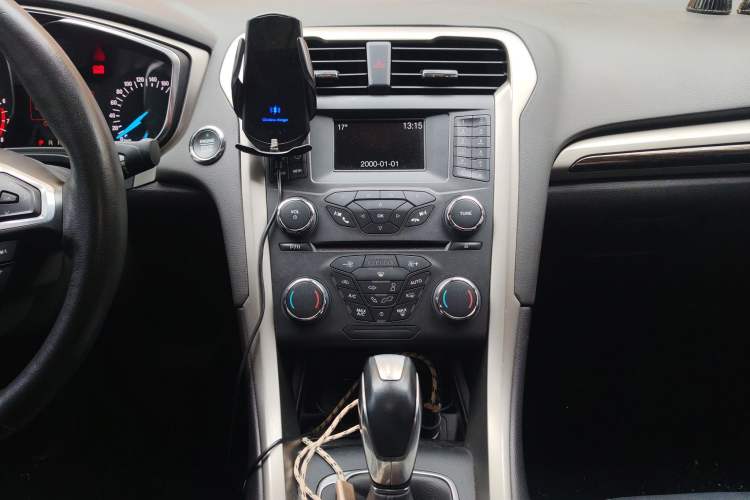 Used Ford Mondeo 2013 2.0L GTDi 200 Fashion Edition
