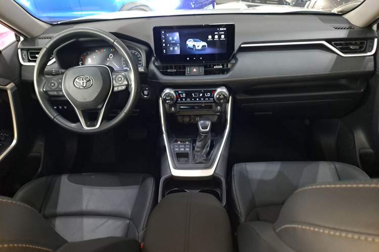 Used Toyota Wildlander 2023 2.0L CVT Four-Wheel Drive Luxury PLUS Edition
