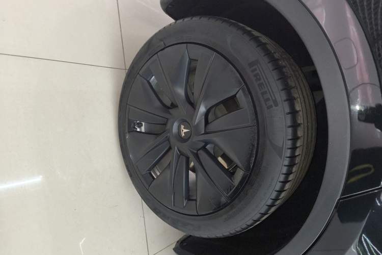 Used Tesla Model Y 2022 Rear-Wheel-Drive Version
