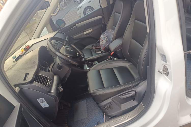 Used Volkswagen Sharan 2016 280TSI Enjoyment Model 7-Seater Left Front Seat