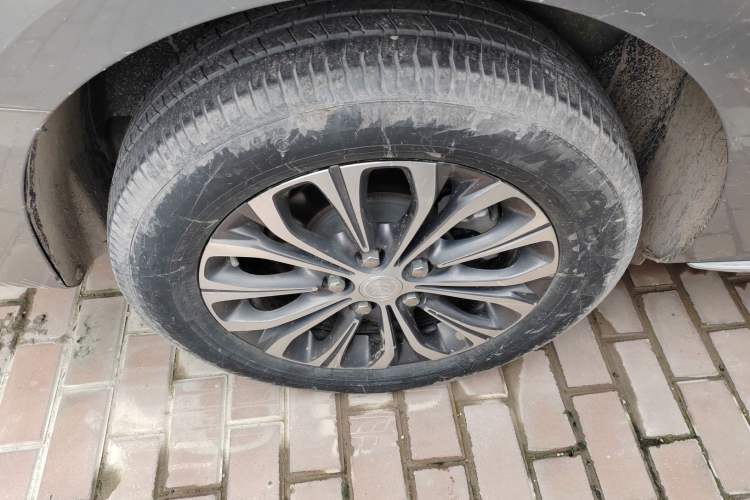 Used Buick GL8 2023 Land Business Class Smart Deluxe Model
