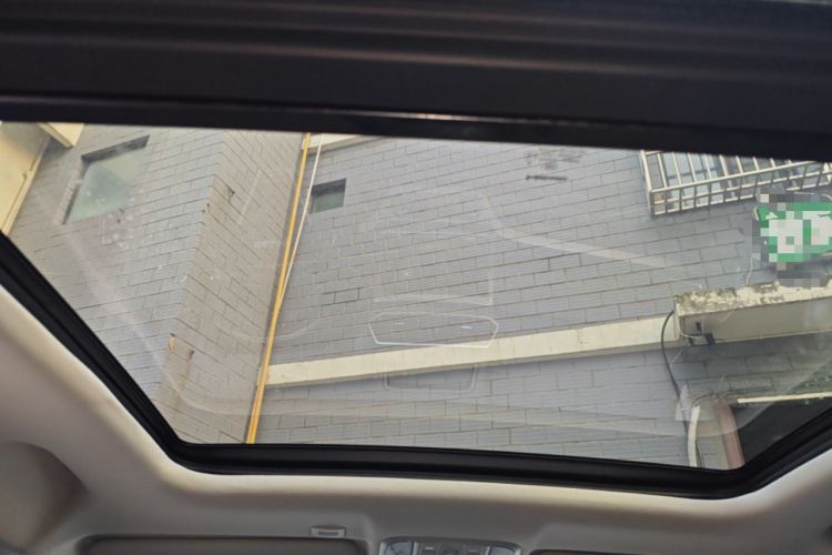 Used Haval H6 Coupe 2017 Red-Label 2.0T Automatic Two-Wheel Drive Elite Model
