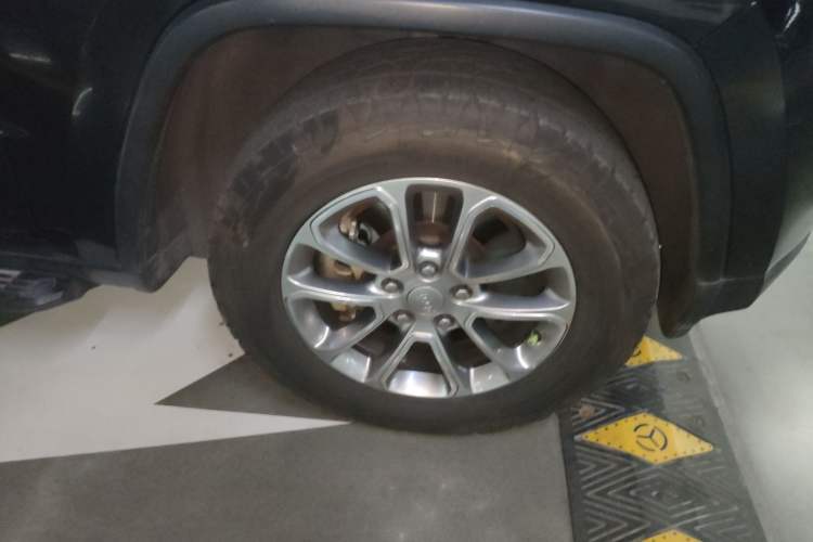 Used Jeep Grand Cherokee 2014 3.0L Comfort Navigation Edition
