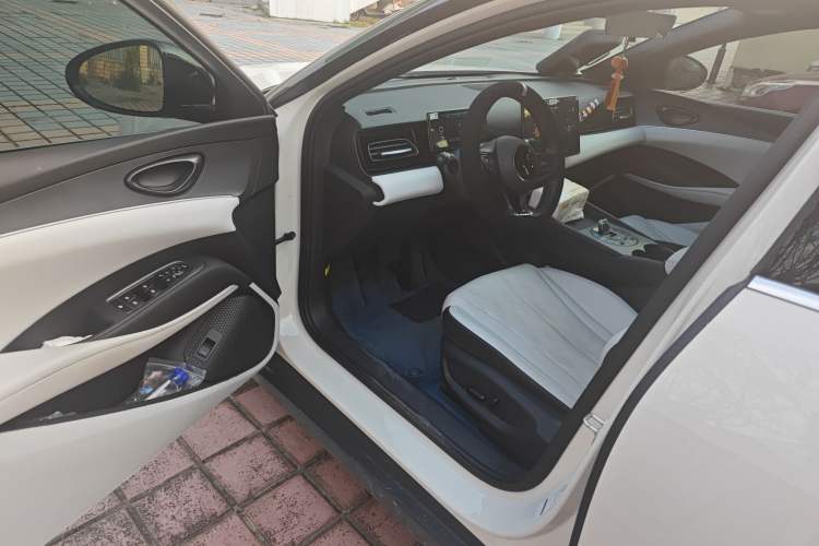 Used BYD Seal 06 New Energy 2024 DM-i 120KM Luxury Model