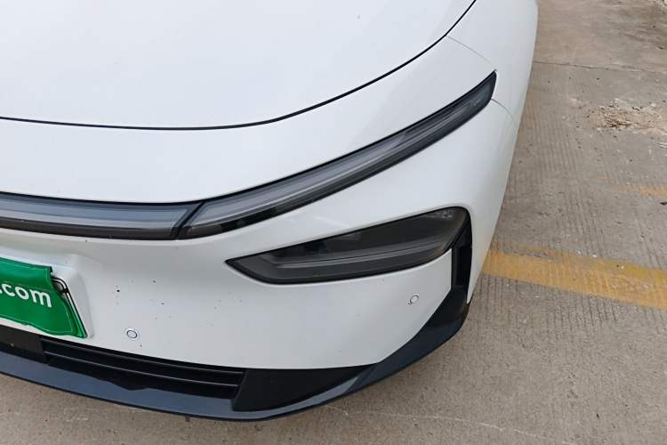 Used XPeng P7+ 2024 Long-Range Max Left Front Headlight