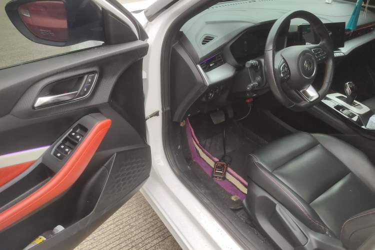 Used MG 5 2022 300TGI DCT Chao Yue Luxury Edition Driver Seat