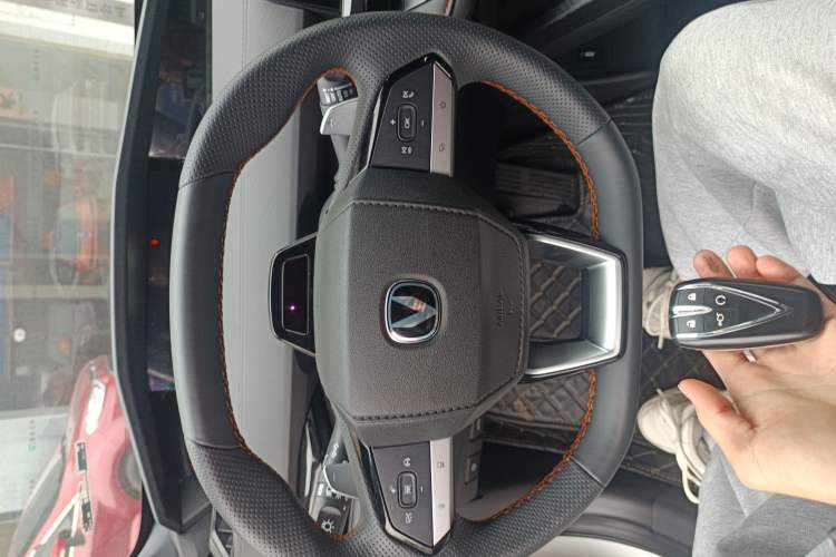 Used Changan UNI-V 2024 1.5T Prestige Edition