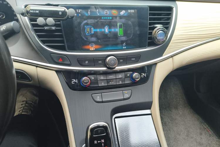 Used Buick LaCrosse 2018 30H Elite Edition