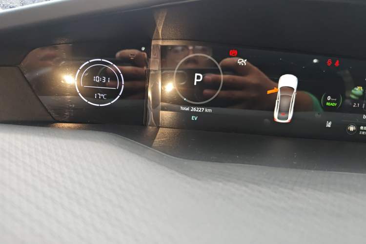 Used CHANGAN UNI-V iDD 2023 ZhiDian iDD 1.5T 113km ZhiKu Model