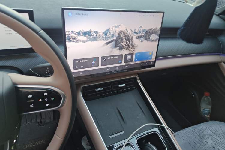 Used Chery Tiggo 8 L 2025 Model 2.0T Two-Wheel Drive Changhong Edition—5 Seaters