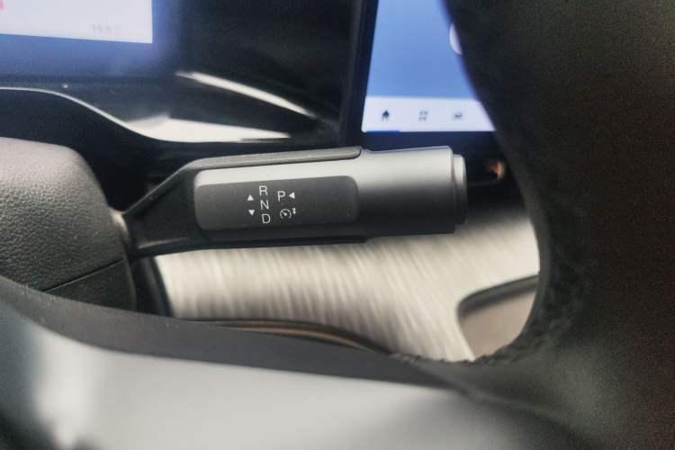 Used AION S MAX 2024 70 Star Edition Gear Lever