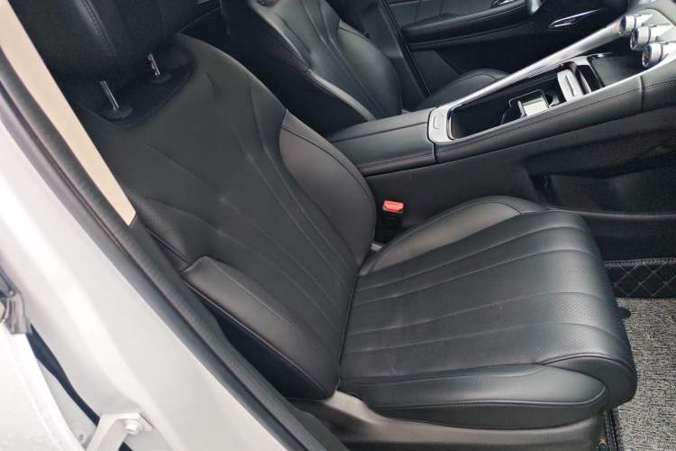 Used EXEED Lingyun 2025 300T Two-Wheel Drive Starry Edition Right Front Seat