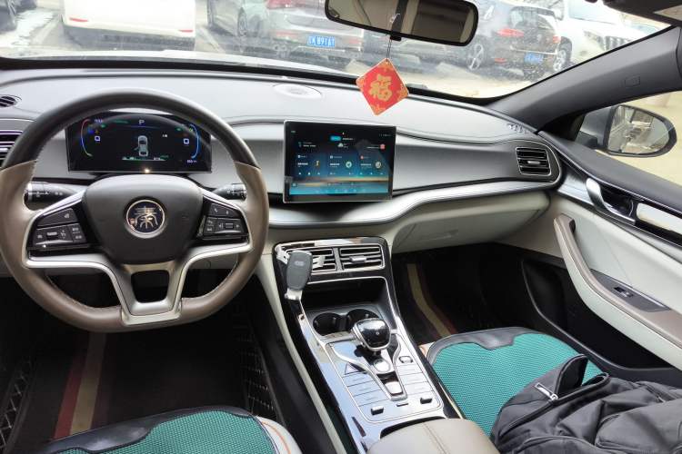 Used BYD Qin PLUS 2024 Honor Edition EV 510KM Leading Model
