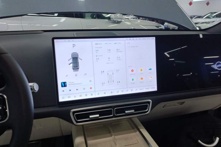 Used Li Auto L7 2025 Ultra Smart Refreshed Edition Audio And AC Panel