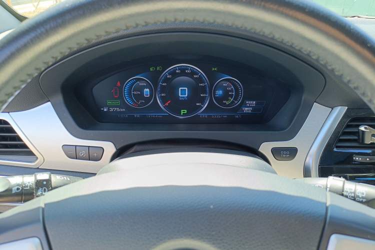 Used Denza 2017 Deluxe Edition Instrument Cluster