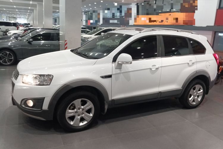 Used Chevrolet Captiva 2015 2.4L Two-Wheel Drive Urban Version 5 Seats