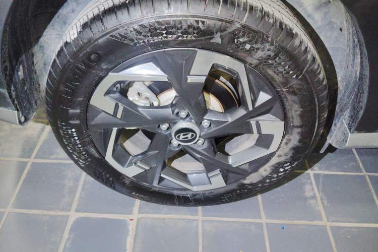 Used Hyundai ix35 2023 Musso 2.0L Deluxe Edition DLX
