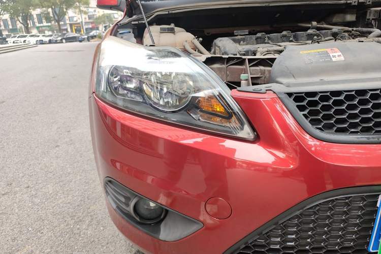 Used Ford Focus 2013 Hatchback Classic 1.8L Manual Base Model