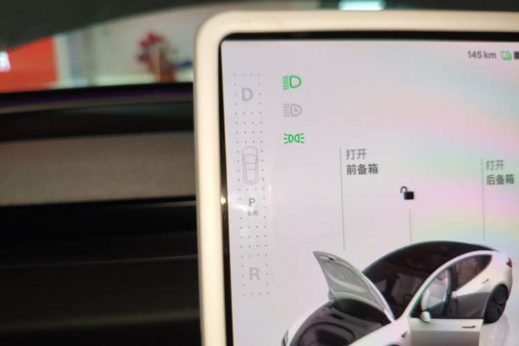 Used Tesla Model 3 2025 Rear-Wheel-Drive Version
