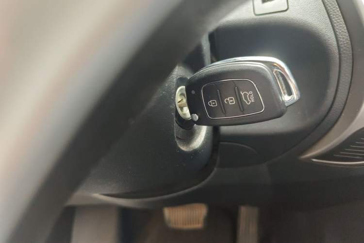 Used Hyundai ix35 2015 2.0L Automatic 2WD Comfort Edition China V Standard Vehicle Key