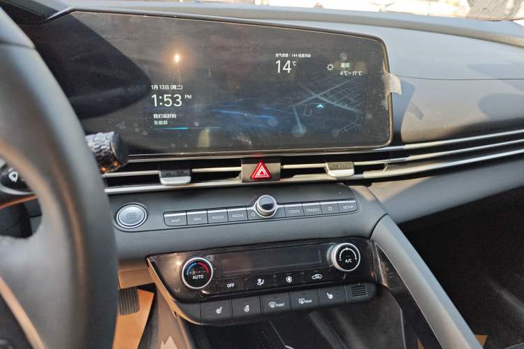 Used Hyundai Elantra 2023 1.5L CVT LUX Prestige Edition