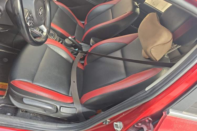 Used Kia KX Cross 2017 1.4L AT GLS