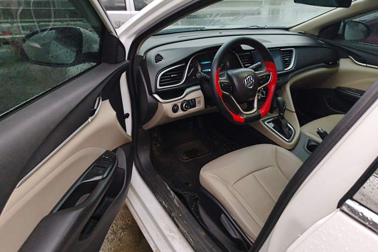 Used Buick GT 2018 15T Dual-Clutch Elite Model China V Standard