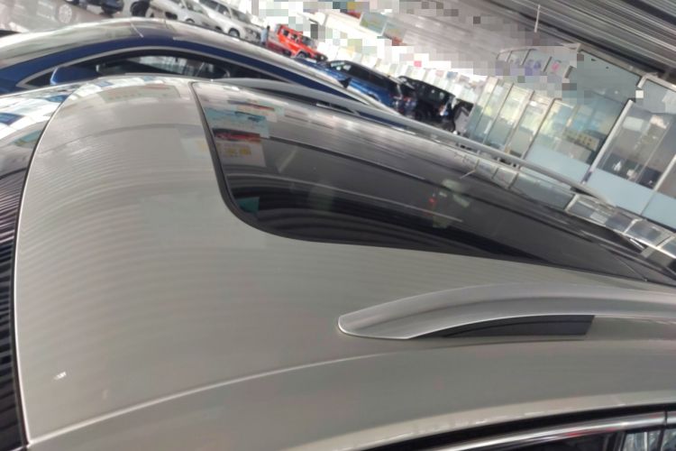 Used Volkswagen Tiguan L 2019 Revised 330TSI Automatic Two-Wheel Drive Smart & Luxury Edition China VI Standard
