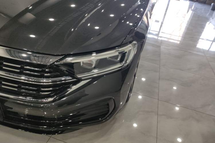 Used Volkswagen Sagitar 2023 300TSI DSG Excellence Edition
