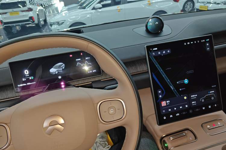 Used Nio ES6 2024 75 kWh Instrument Cluster